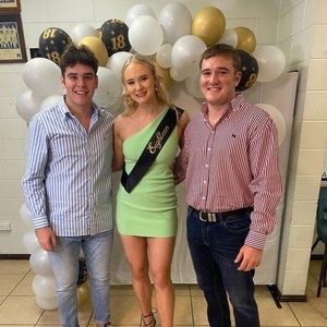 Meet your Posher, Sharon